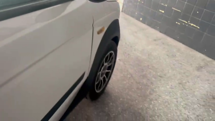 coche-sin-carne-microcar-mgo16