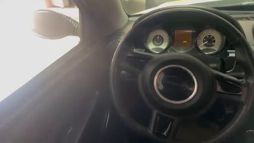 coche-sin-carne-microcar-mgo17