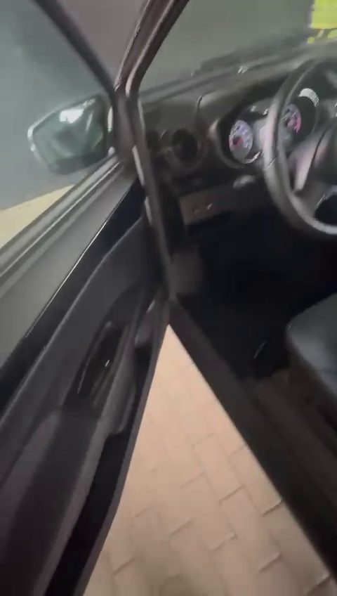 coches-sin-carnet-aixam-city8