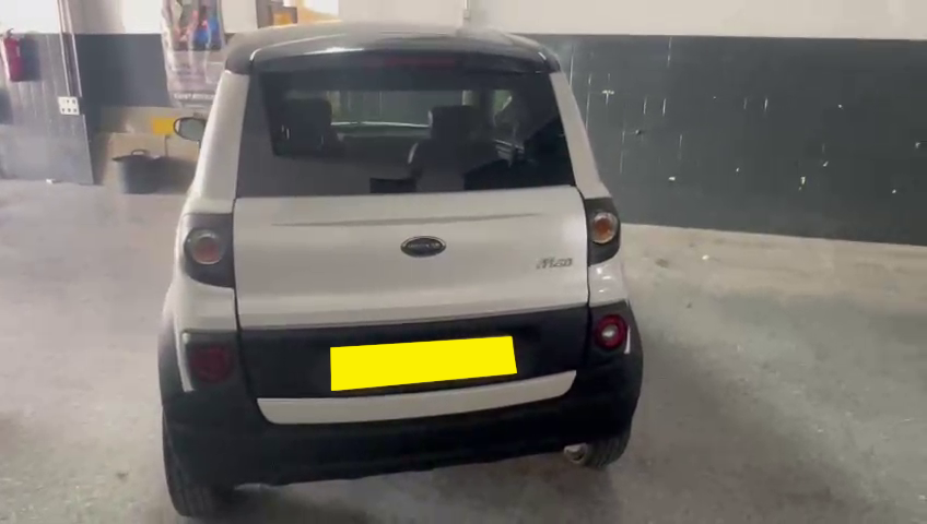 coche-sin-carne-microcar-mgo22